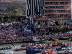 LA GABARRA VUELVE A SURCAR LA RIA 40 AÑOS DESPUES. BILBAO 11 ABRIL 2024
